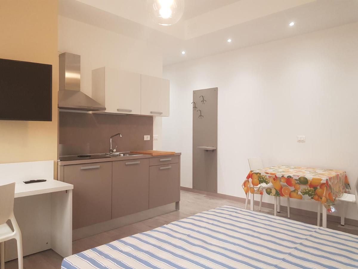 Cristina Sweet Home Savona Exterior foto